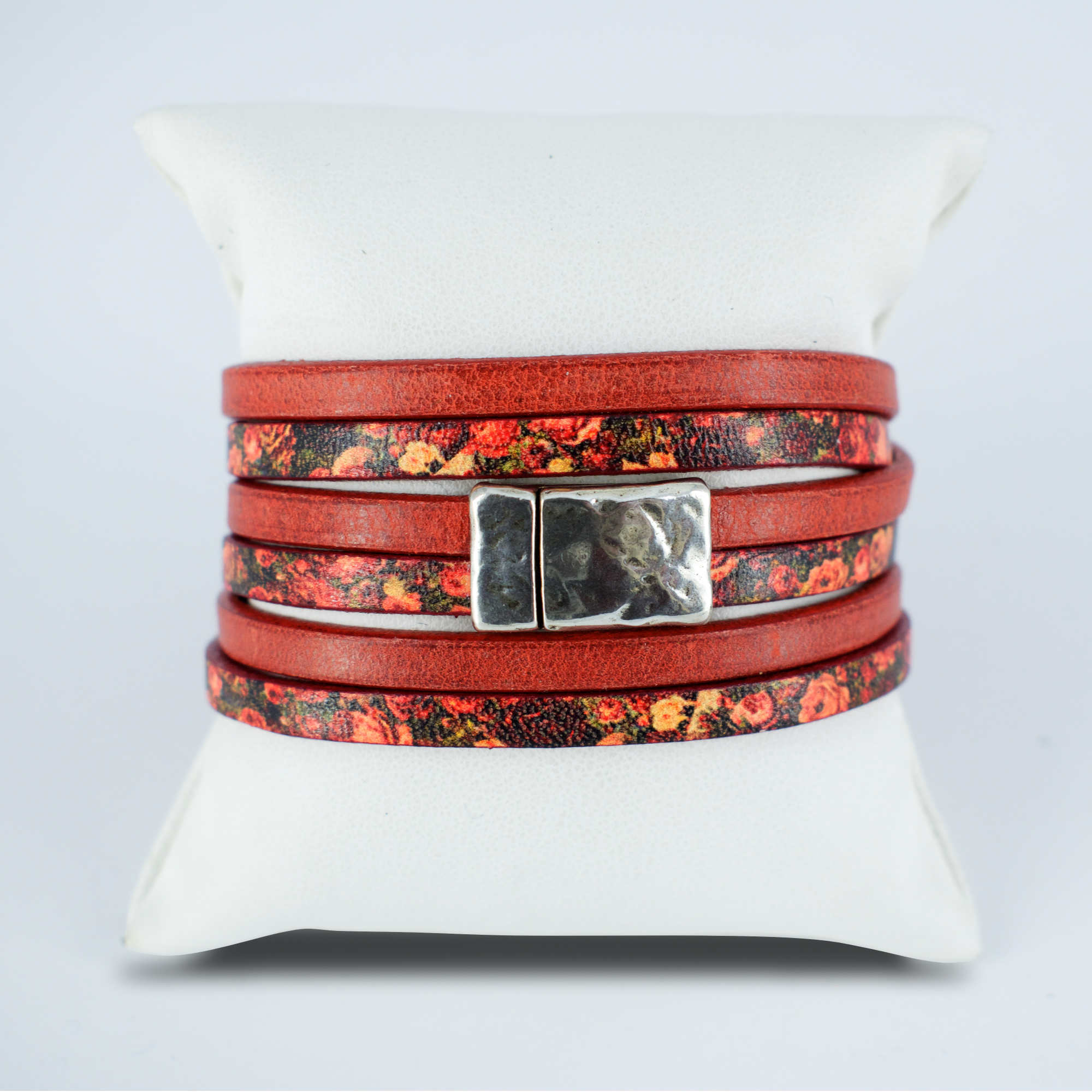 Bracelet cuir 3 tours rouge Wax bouquet de fleurs avec fermoir