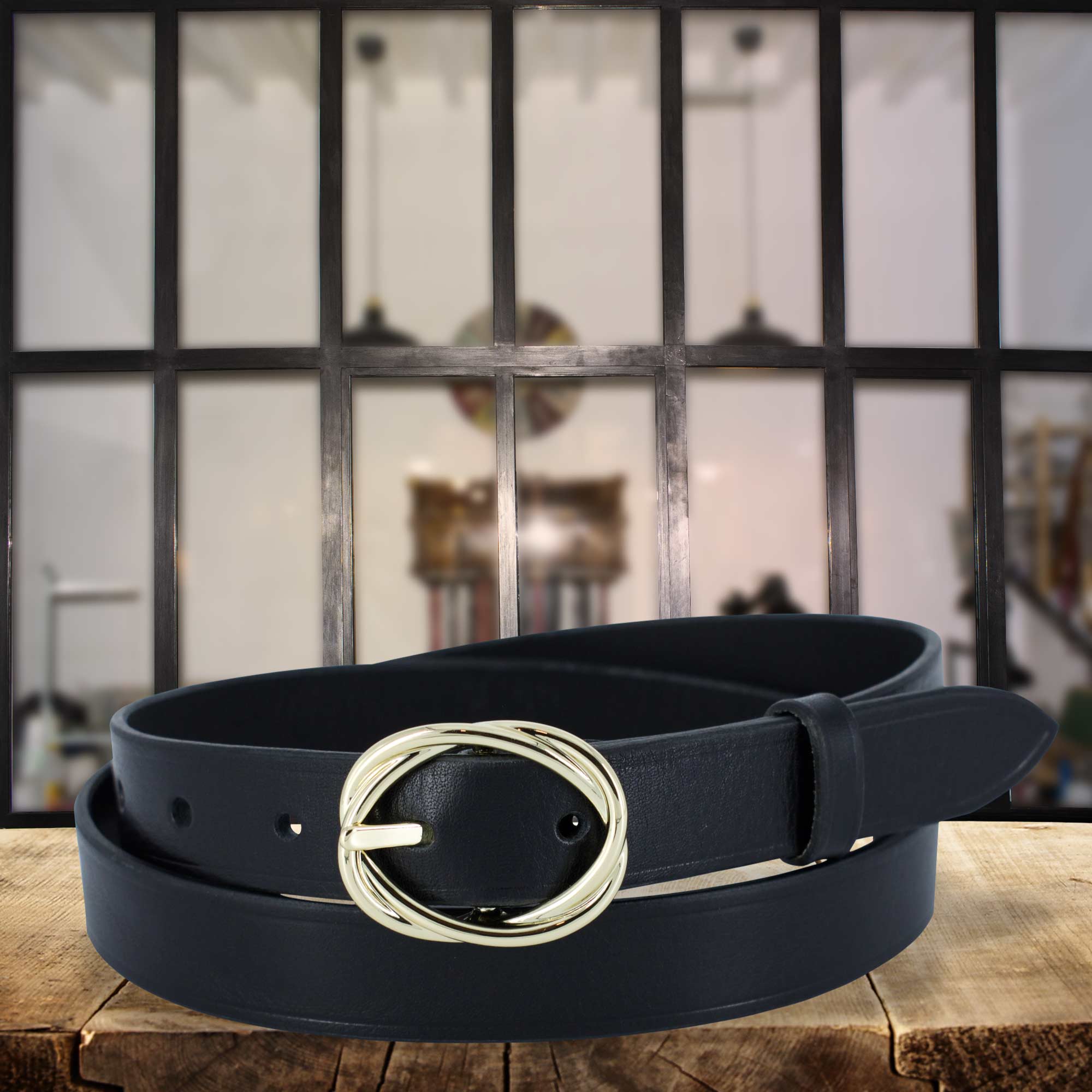 Ceinture cuir Rouet dorée noir enroulée