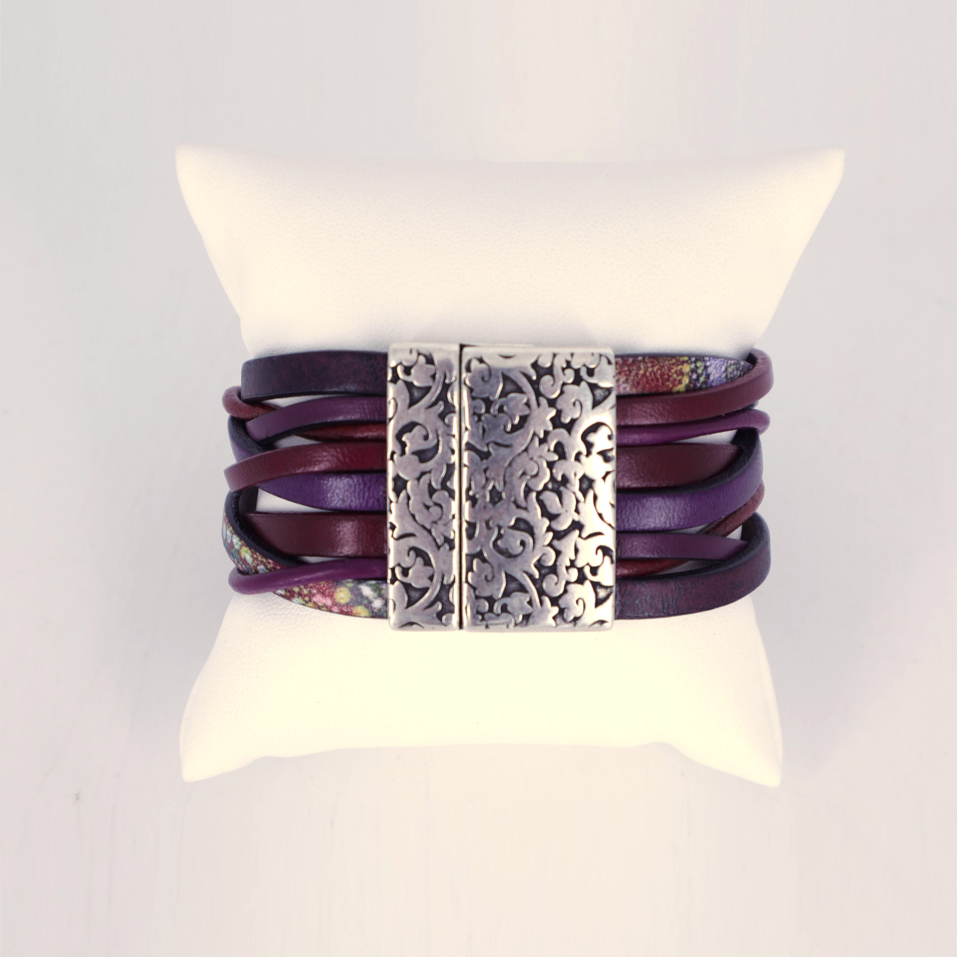 Bracelet cuir entrelas prune avec fermoir en zamac