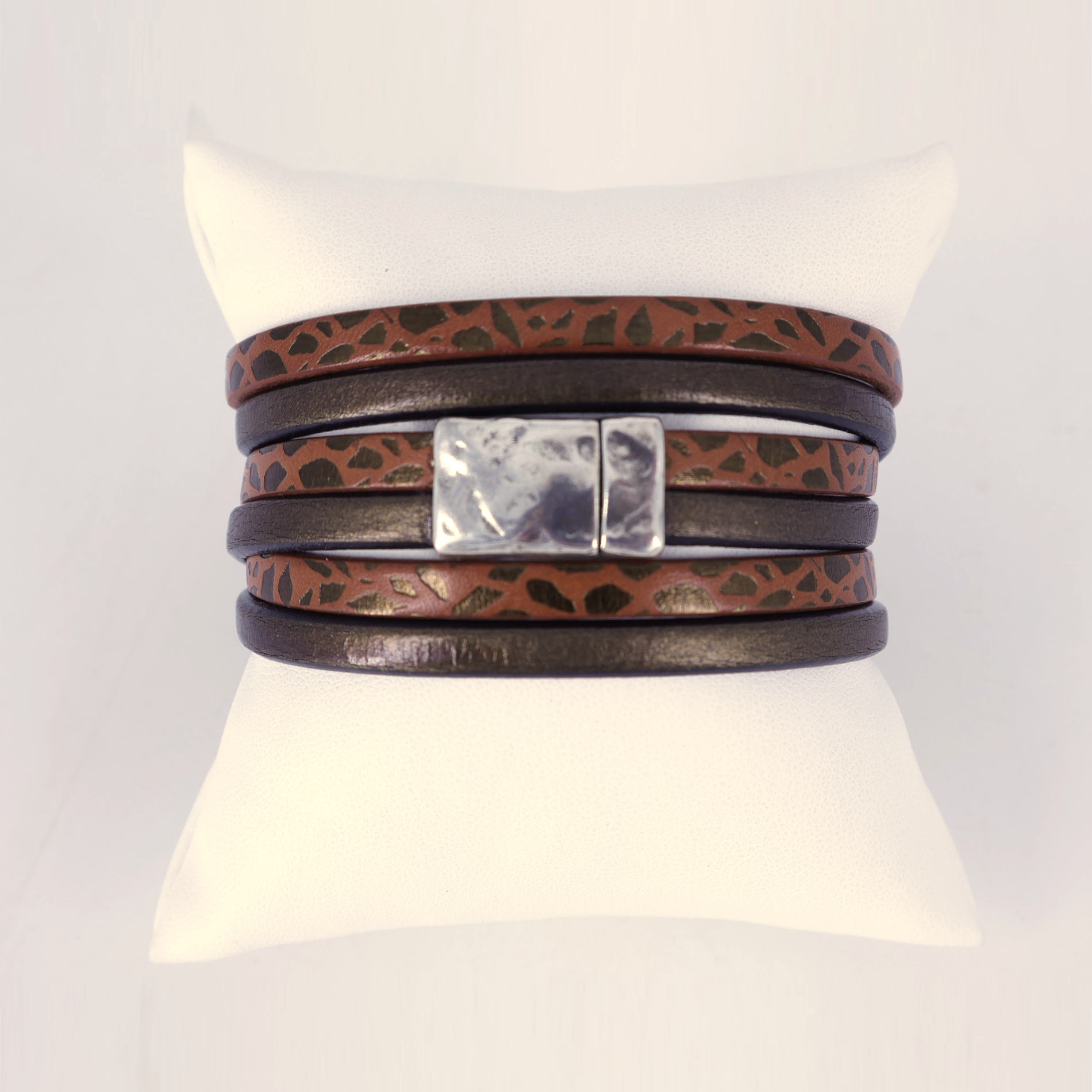 Bracelet cuir 3 tours girafe vieil or avec fermoir